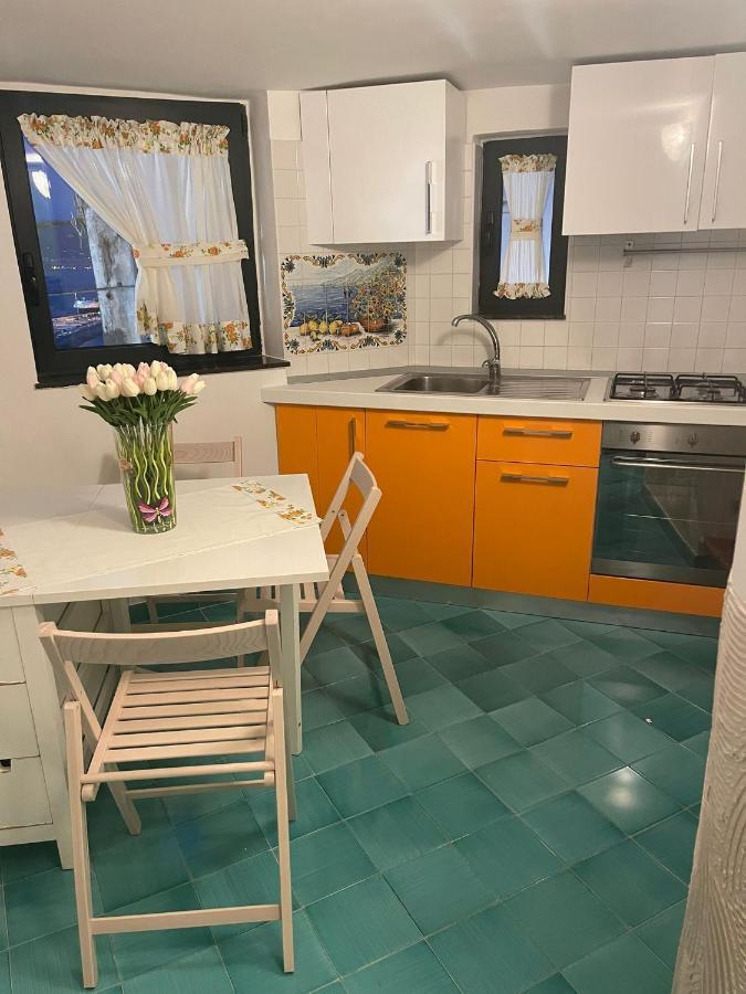 Casa Di Flora Apartment วิเอตริ ภายนอก รูปภาพ
